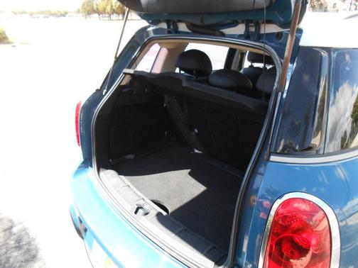 2012 MINI Cooper S Countryman Base