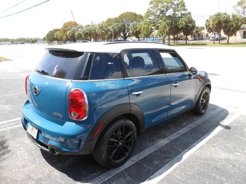 2012 MINI Cooper S Countryman Base