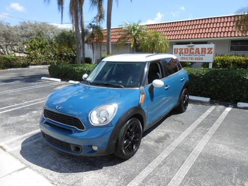 2012 MINI Cooper S Countryman Base
