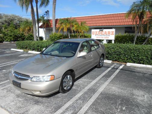 2001 Nissan Altima GXE