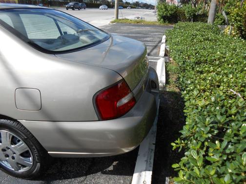 2001 Nissan Altima GXE
