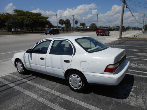 1997 Toyota Corolla CE