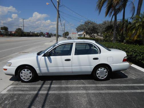 1997 Toyota Corolla CE