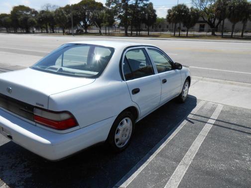 1997 Toyota Corolla CE