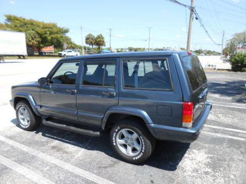 BLUE 2001 Jeep Cherokee Sport