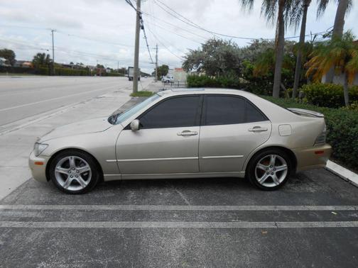 2004 Lexus IS 300 Base