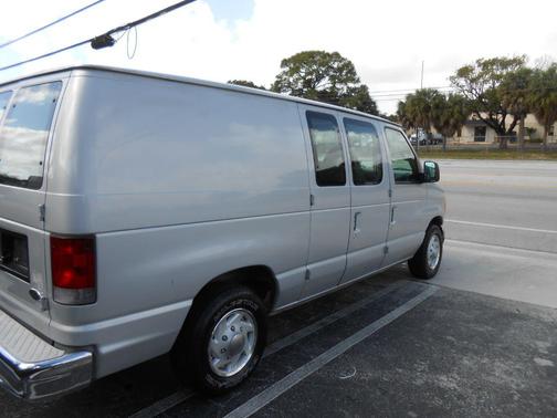 2004 Ford E150 E150 VAN