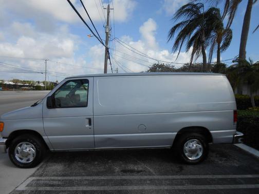 2004 Ford E150 E150 VAN