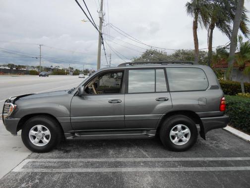 2000 Toyota Land Cruiser Base