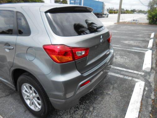 GRAY 2011 Mitsubishi Outlander Sport ES