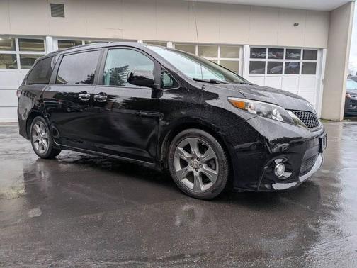 2014 Toyota Sienna SE