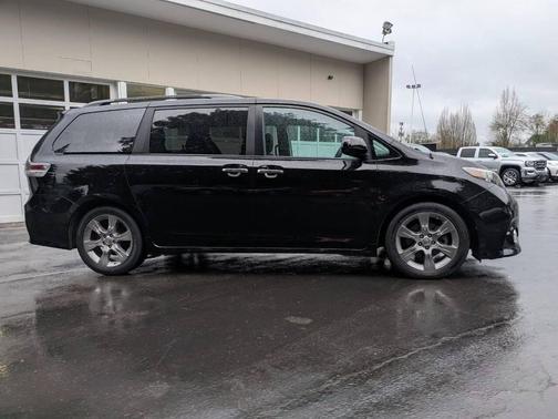 2014 Toyota Sienna SE