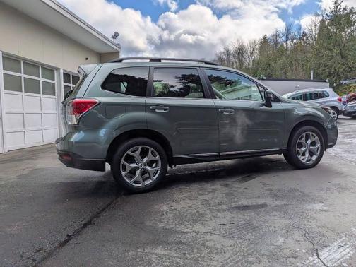 2017 Subaru Forester 2.5i Touring