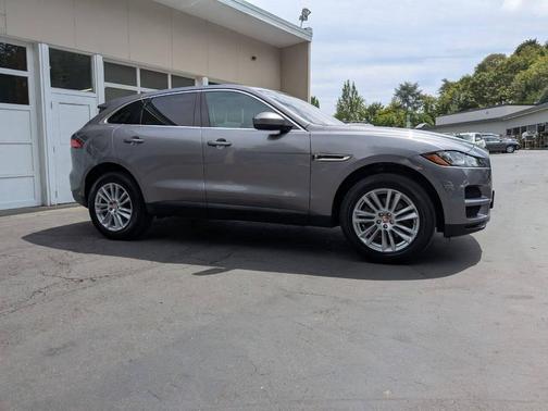 2020 Jaguar F-PACE 30t Prestige AWD 4dr SUV