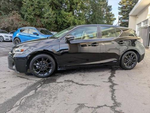 2011 Lexus CT 200h Premium