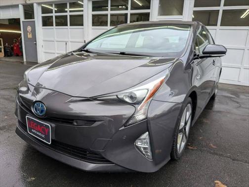 2017 Toyota Prius Four Touring