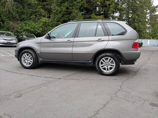 2005 BMW X5 3.0i
