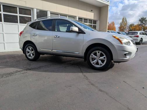 2011 Nissan Rogue SV