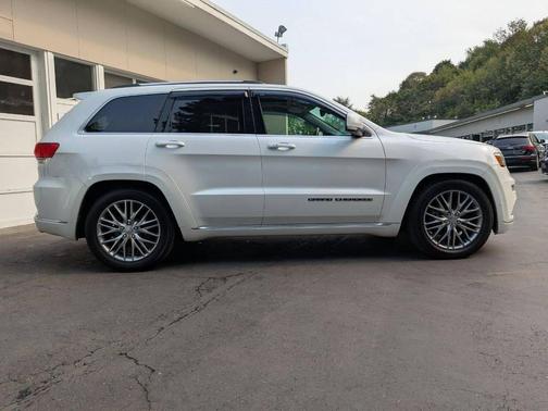 2017 Jeep Grand Cherokee Summit