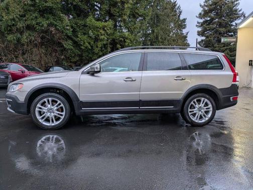 2016 Volvo XC70 T5 Premier