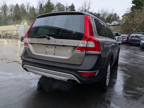 2016 Volvo XC70 T5 Premier