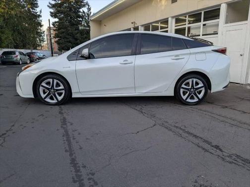 2018 Toyota Prius Four Touring