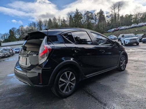 2018 Toyota Prius c Two