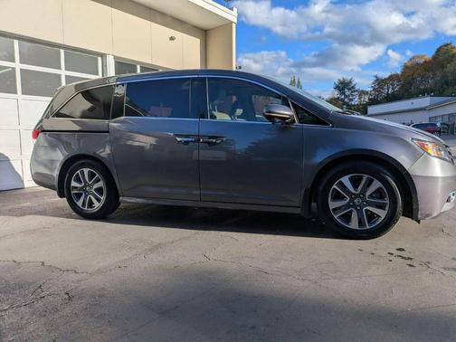 2015 Honda Odyssey Touring Elite