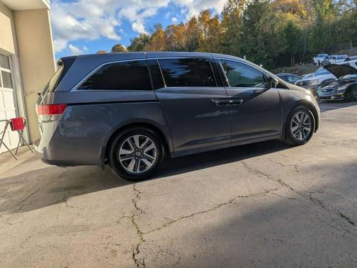 2015 Honda Odyssey Touring Elite