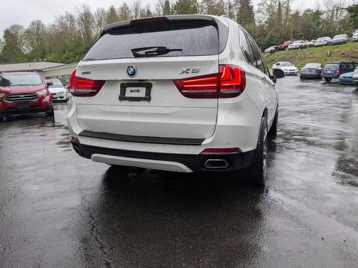 White 2016 BMW X5 eDrive xDrive40e