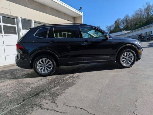 2019 Volkswagen Tiguan 2.0T SE 4MOTION