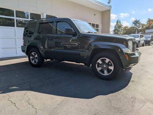2008 Jeep Liberty Sport