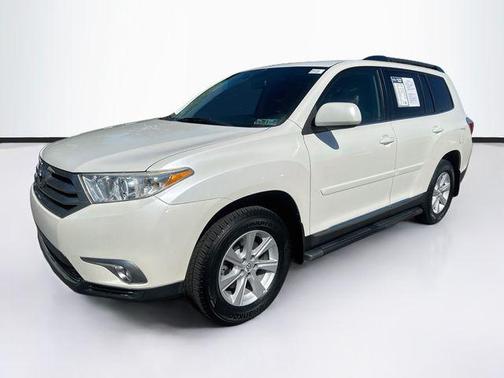 Blizzard Pearl 2011 Toyota Highlander SE
