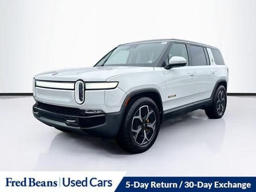 2023 Rivian R1S Adventure