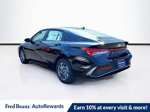 2025 Hyundai ELANTRA HEV Blue