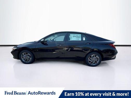 2025 Hyundai ELANTRA HEV Blue