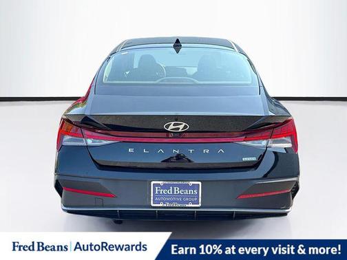 2025 Hyundai ELANTRA HEV Blue