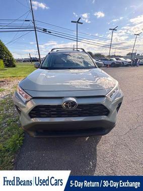 Lunar Rock 2019 Toyota RAV4 XLE Premium