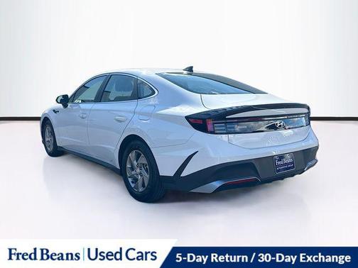 2025 Hyundai SONATA SE