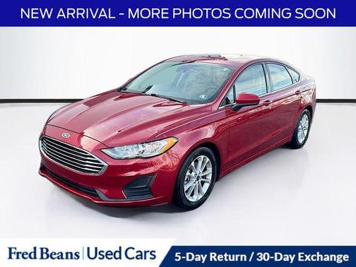 2020 Ford Fusion SE