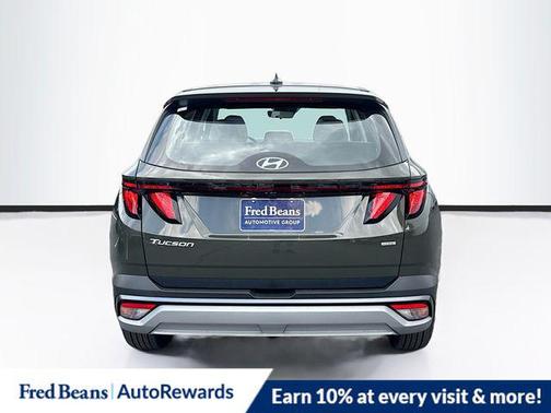 2025 Hyundai TUCSON SE
