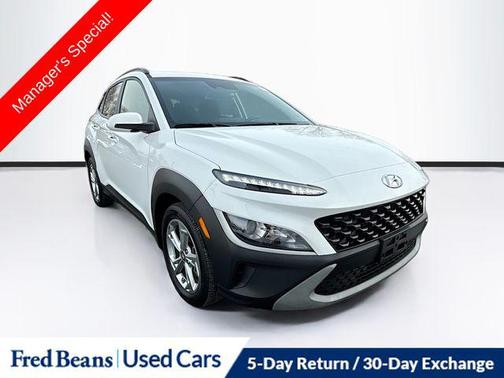 2022 Hyundai KONA SEL