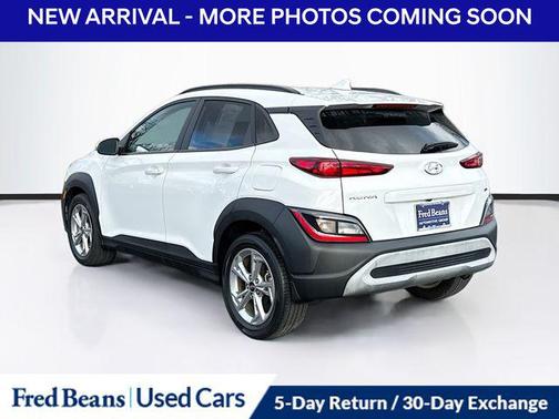 2022 Hyundai KONA SEL