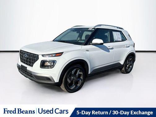 2023 Hyundai VENUE SEL