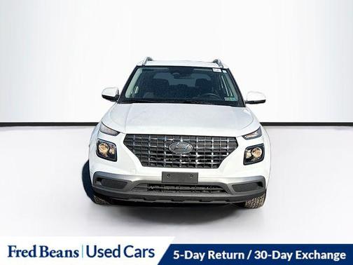 2023 Hyundai VENUE SEL