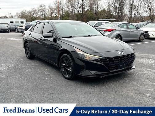 2021 Hyundai ELANTRA SEL