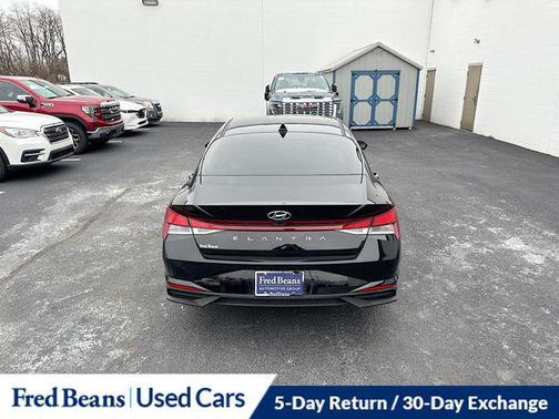 2021 Hyundai ELANTRA SEL