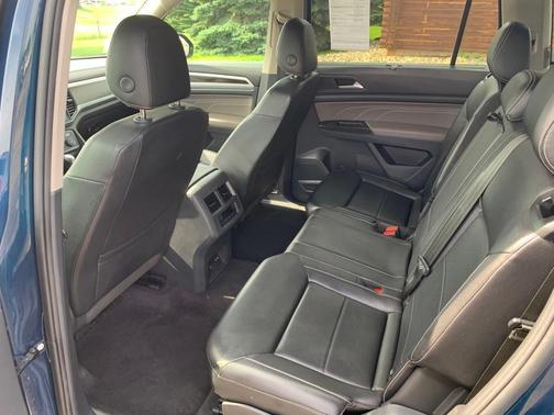 2021 Volkswagen Atlas 3.6 V6 SE w/ Technology