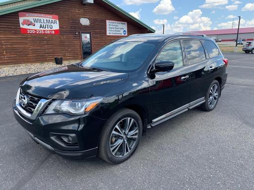 2020 Nissan Pathfinder Platinum