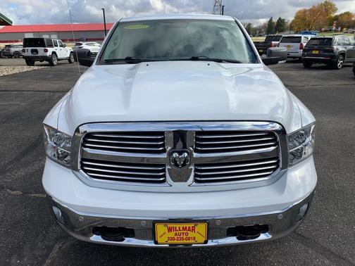 2016 RAM 1500 SLT